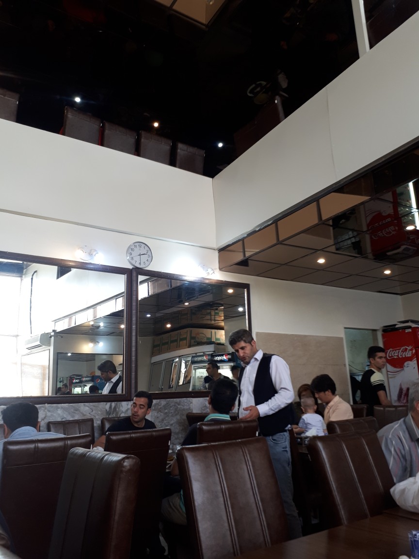 چلوکبابی ذبیحی gallery 1
