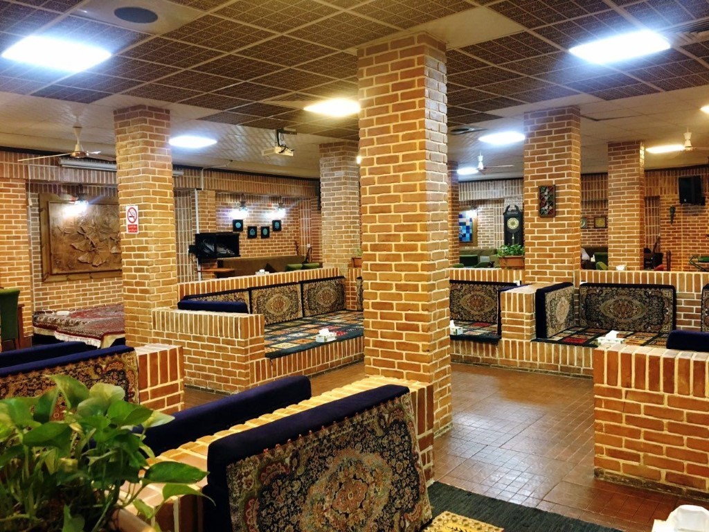 رستوران سنتی سیاوش